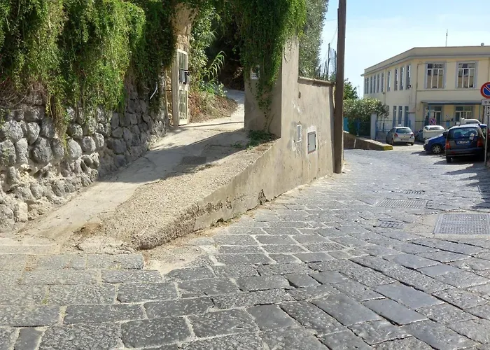 Garden 3* Procida